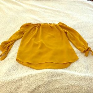 Maize Colored Peasant Top